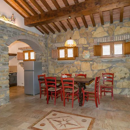 Borgo Le Querciolaie Lejlighedshotel