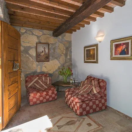 Lejlighedshotel Borgo Le Querciolaie *