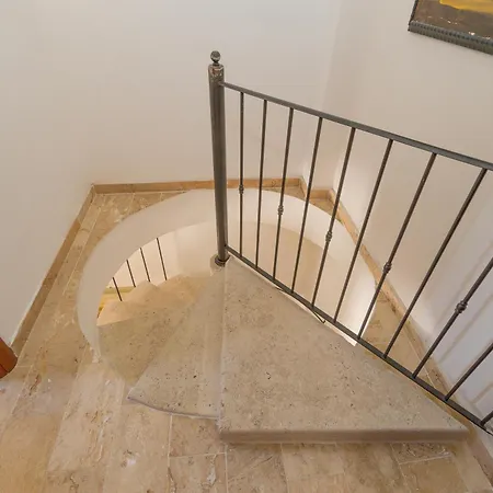 Borgo Le Querciolaie מונטורדי מריטימו