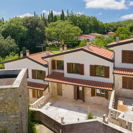 Borgo Le Querciolaie Lejlighedshotel *