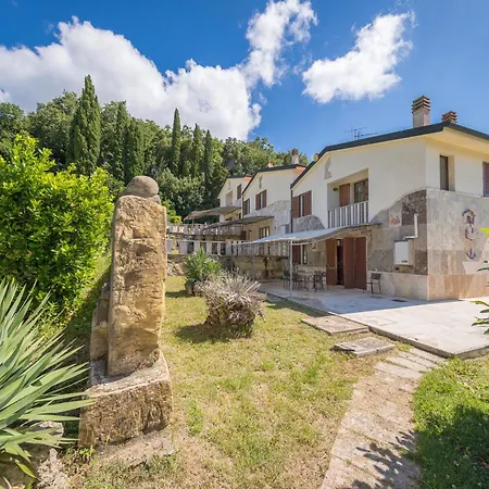 Borgo Le Querciolaie Monteverdi Marittimo
