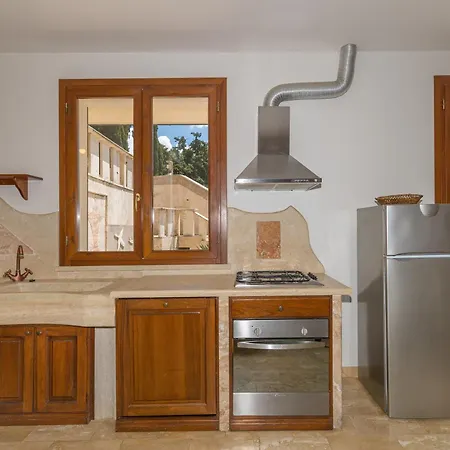 Borgo Le Querciolaie Aparthotel 4*