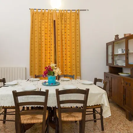 Aparthotel Borgo Le Querciolaie Monteverdi Marittimo
